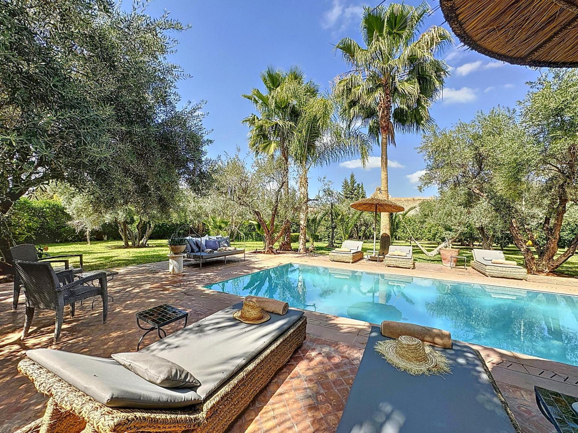 Villa Paschmina Piscine Chauffee อูรีกา ภายนอก รูปภาพ